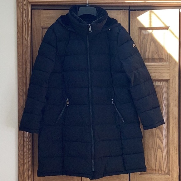 Andrew Marc black quilted parka jacket. Women’s size XXL - Picture 5 of 16